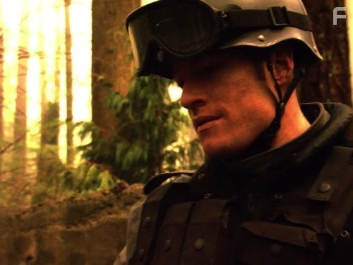 Tahmoh Penikett in Звездный крейсер Галактика (2004)