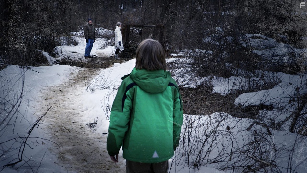 Ed Oxenbould in Визит (2015)