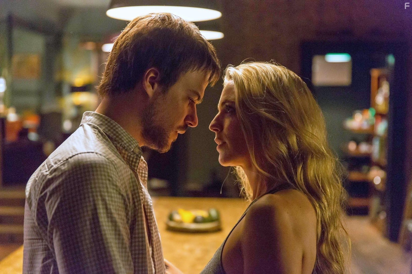 Marc-Andr? Grondin and Miranda Raison in Чистота (2015)