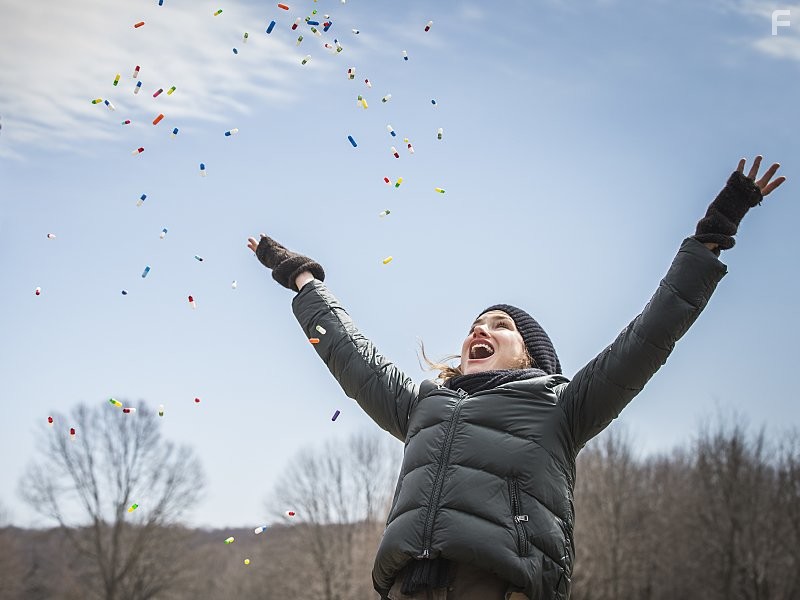 Kathryn Hahn in Типа счастье (2015)