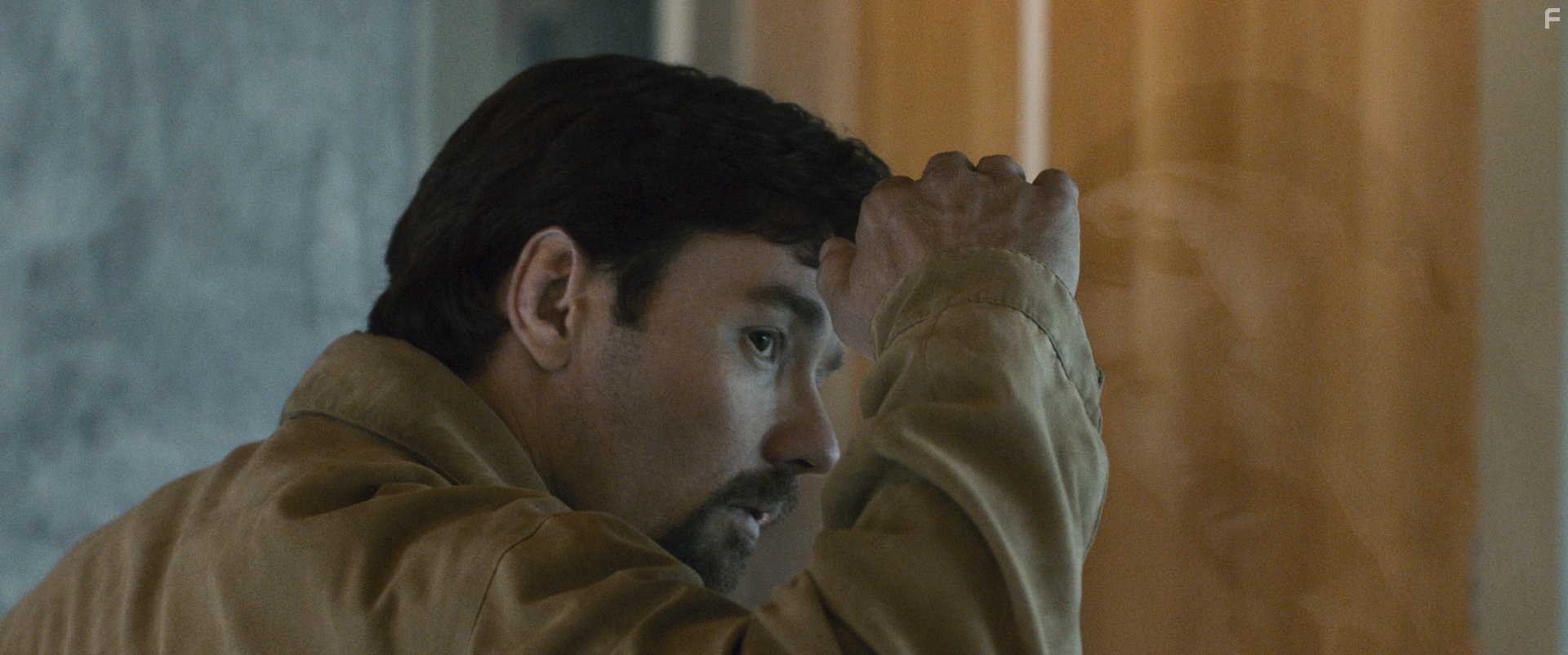 Joel Edgerton in Подарок (2015)