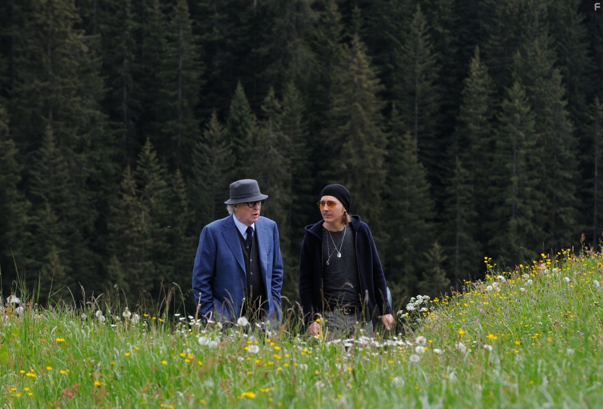 Michael Caine and Paul Dano in Молодость (2015)