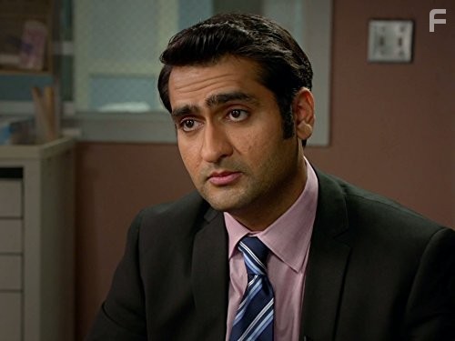 Kumail Nanjiani in Телеведущие (2013)