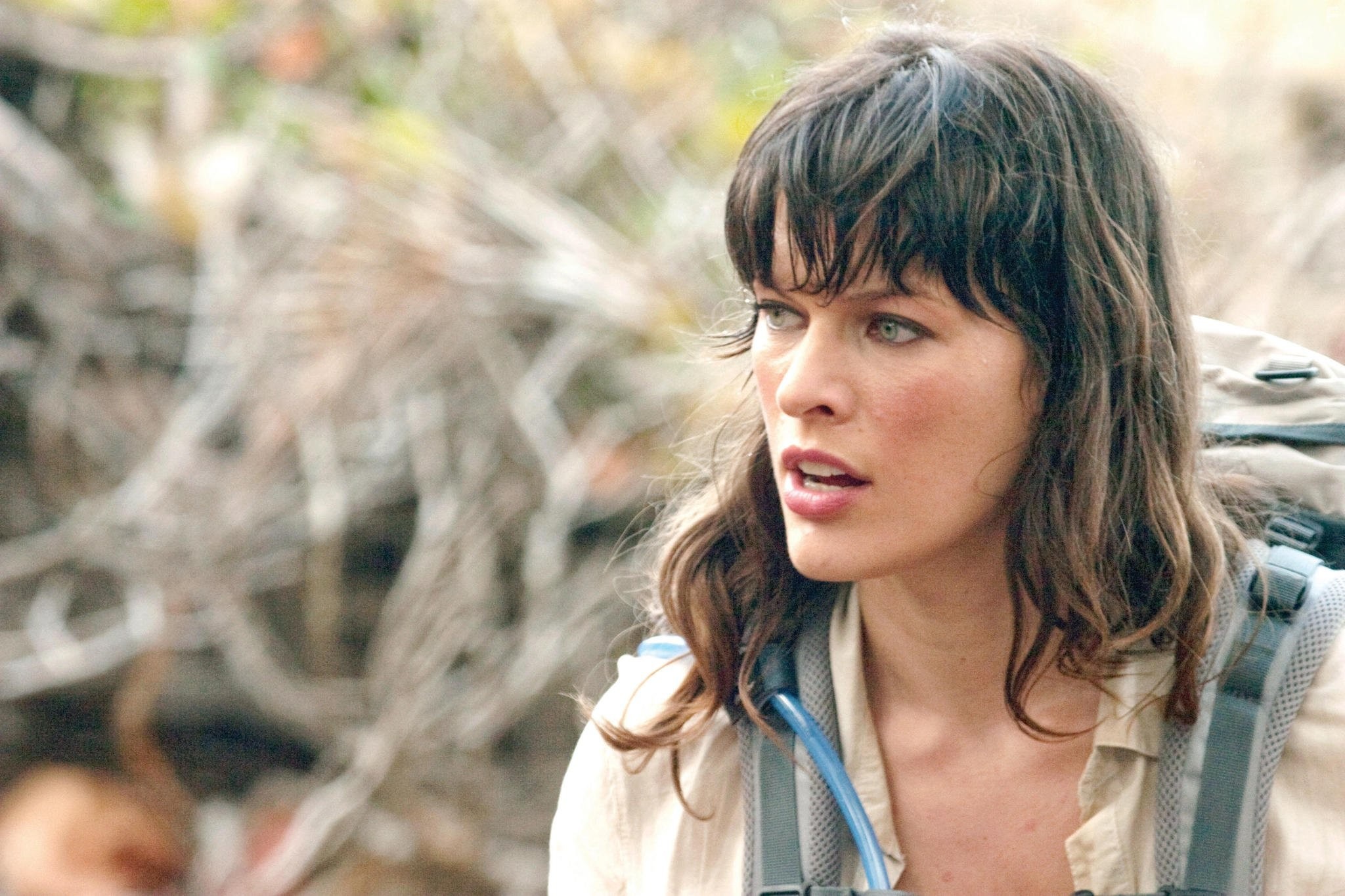 Milla Jovovich in Идеальный побег (2009)