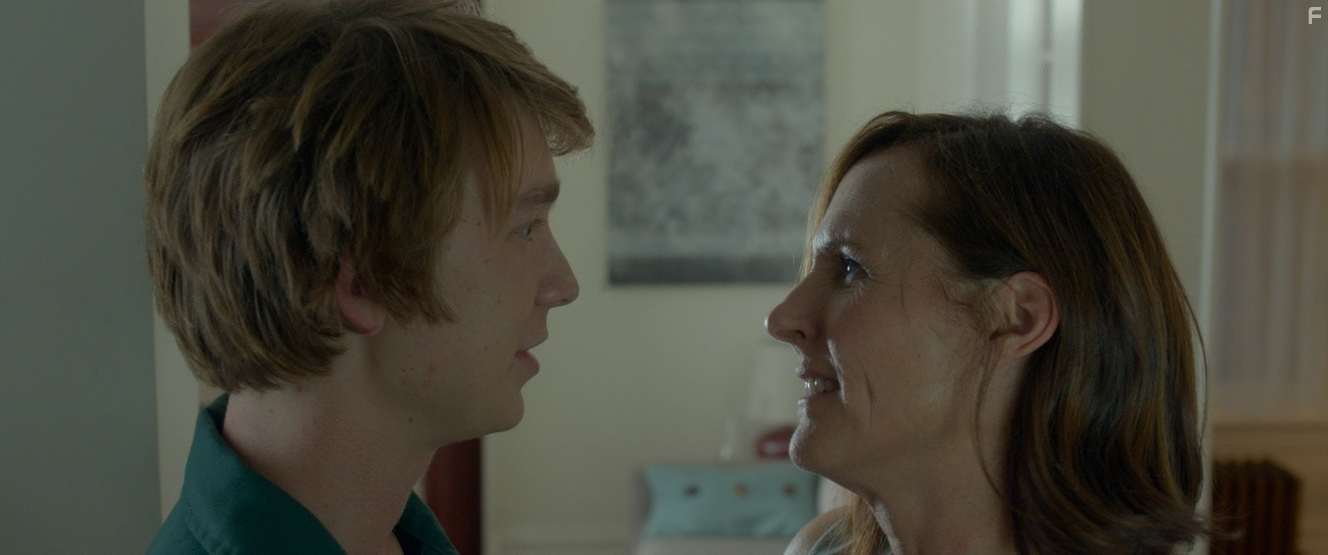 Molly Shannon and Thomas Mann in Я, Эрл и умирающая девушка (2015)