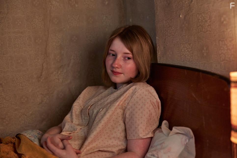 Fern Deacon in The Enfield Haunting