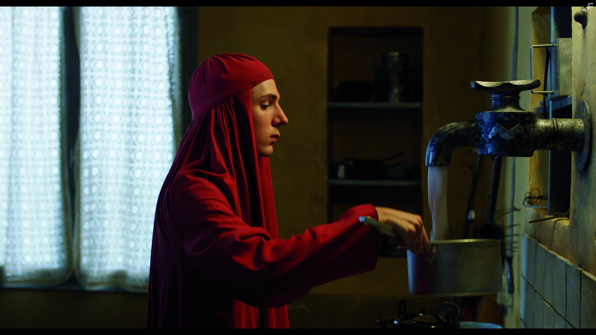 Vincent Lacoste in Jacky au royaume des filles (2014)