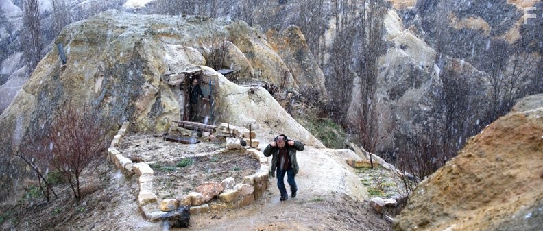 Haluk Bilginer in Зимняя спячка (2014)