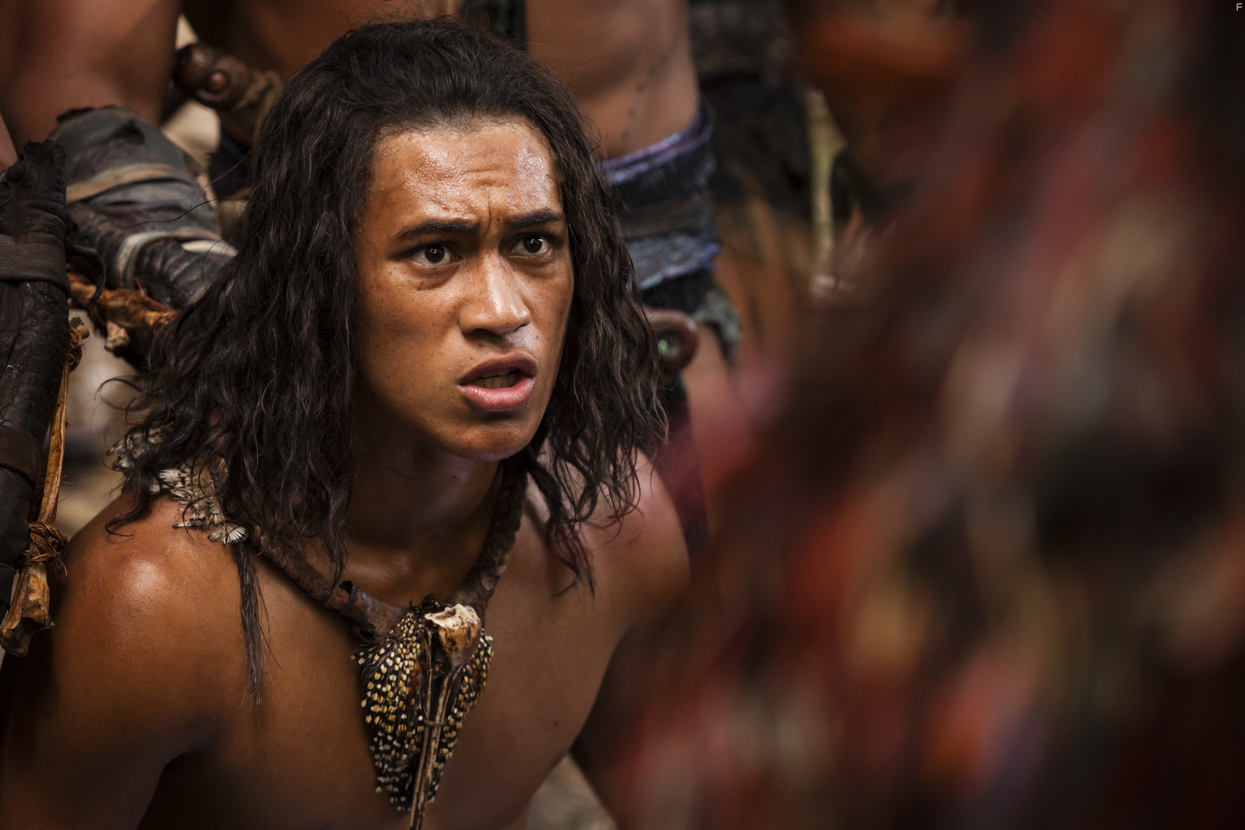 James Rolleston in Мёртвые земли (2014)