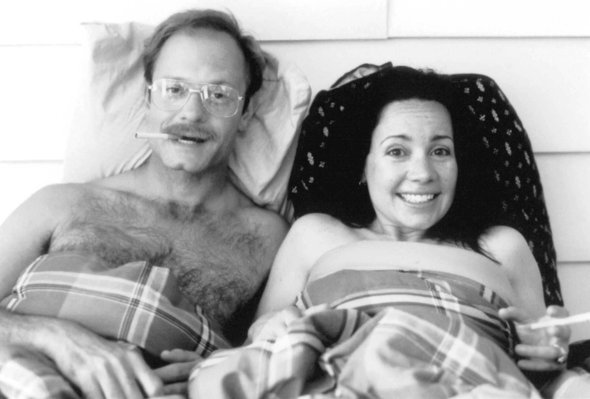 Janeane Garofalo and David Hyde Pierce in Жаркое американское лето (2001)
