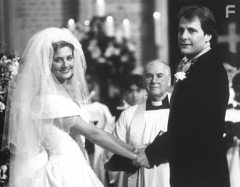 Joely Richardson and Jeff Daniels in 101 далматинeц (1996)