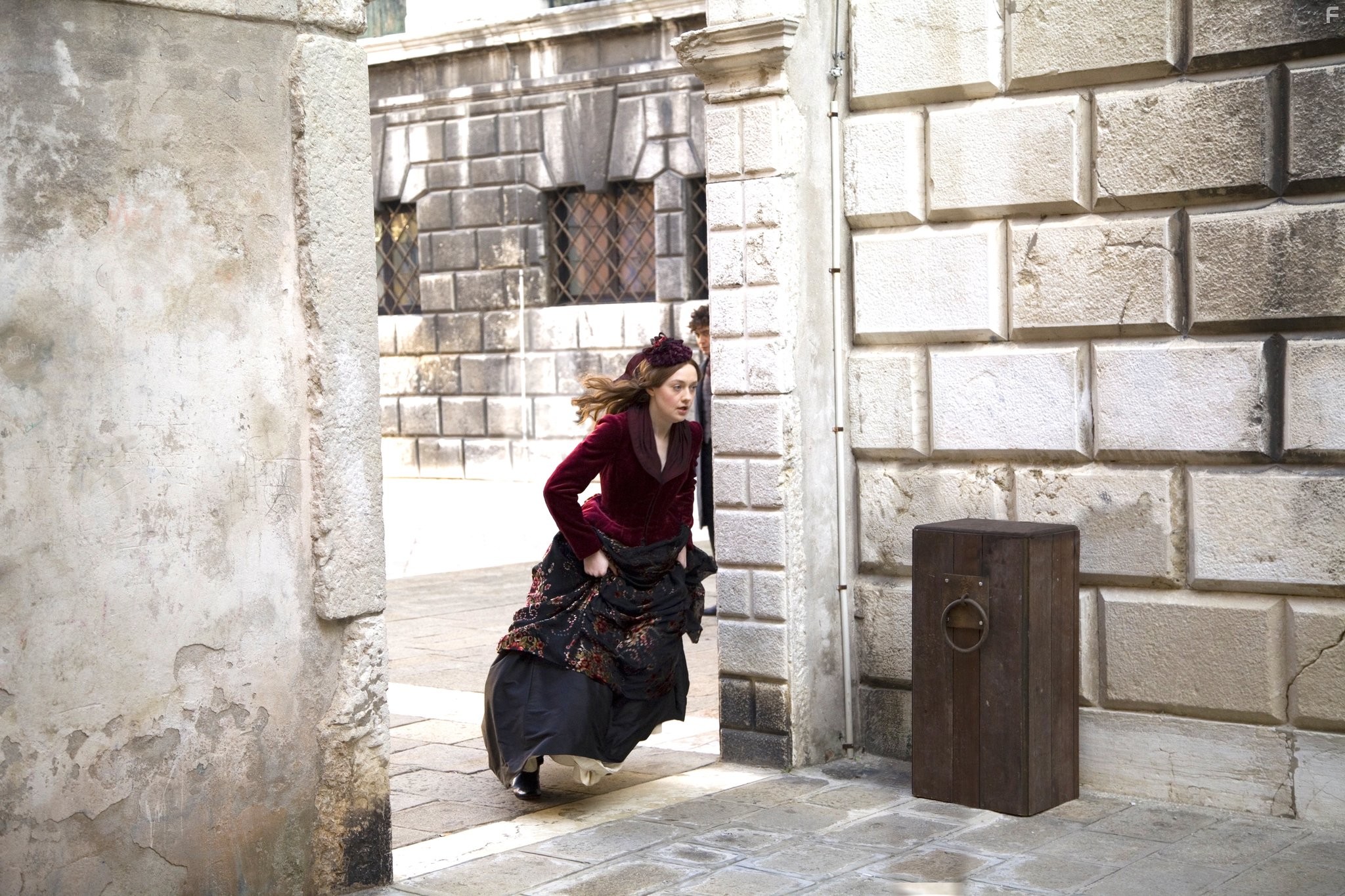 Dakota Fanning in Эффи (2014)