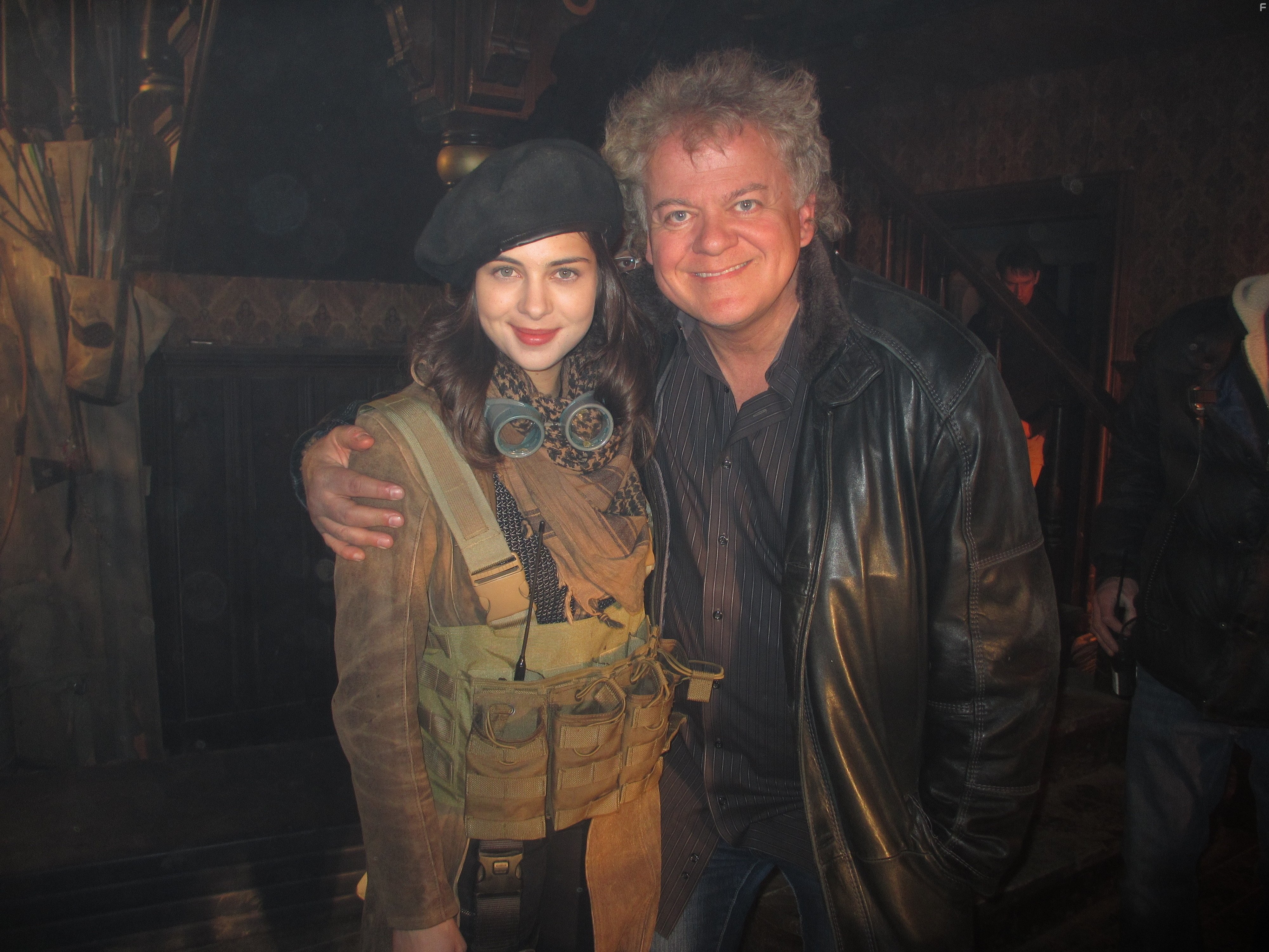 David Winning and Holly Deveaux in Mutant World (2014)