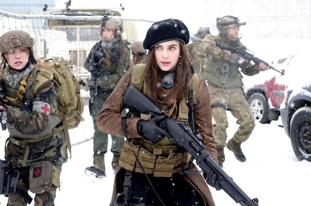 Amber Marshall, Jason Cermak, Holly Deveaux, and Lara Zaluski in Mutant World (2014)