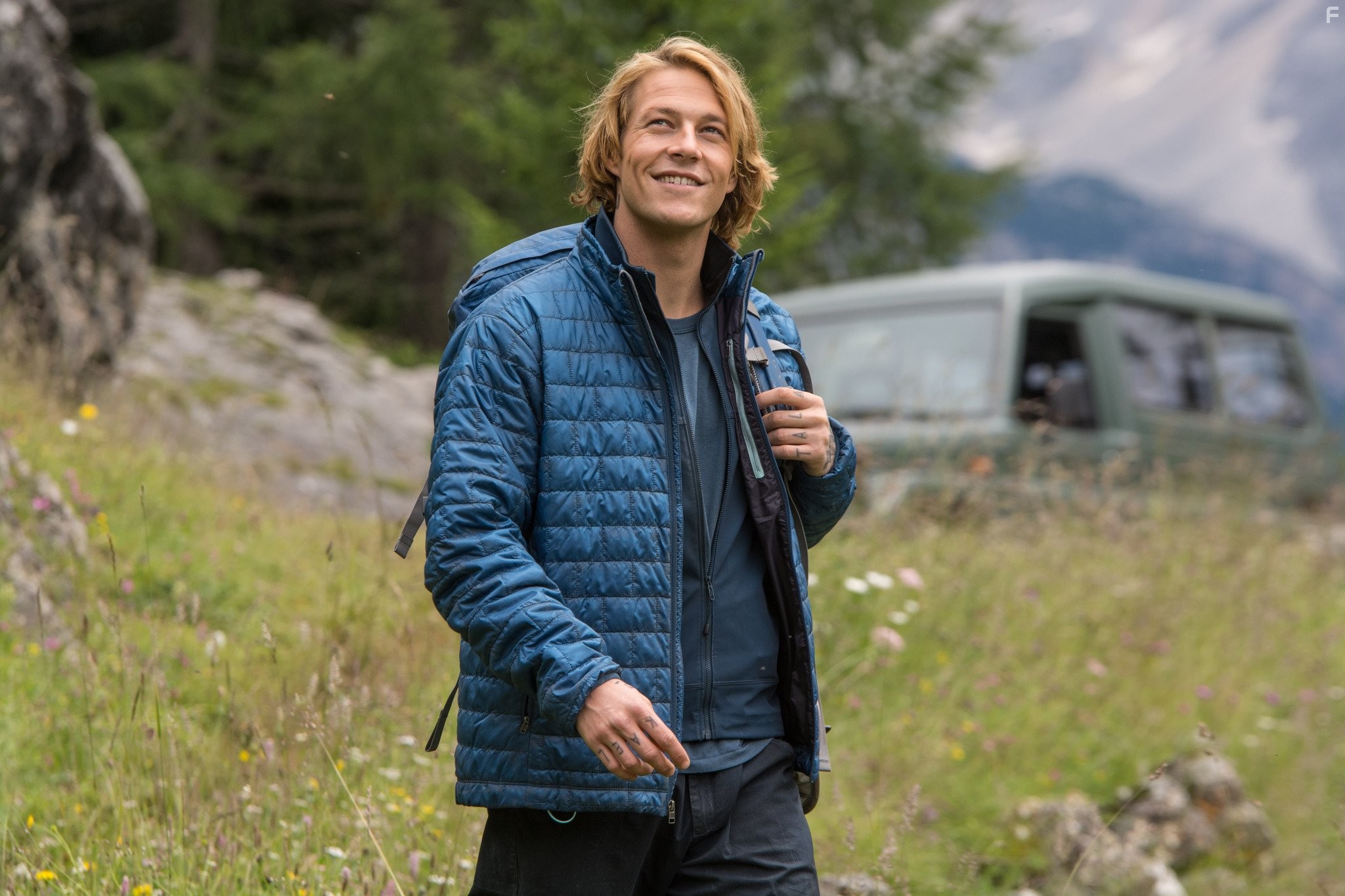 Luke Bracey in На гребне волны (2015)
