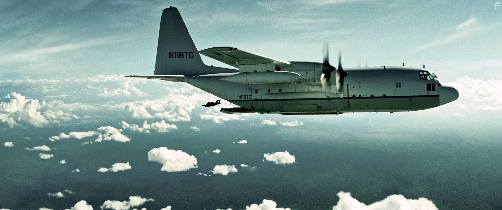 На гребне волны (2015)