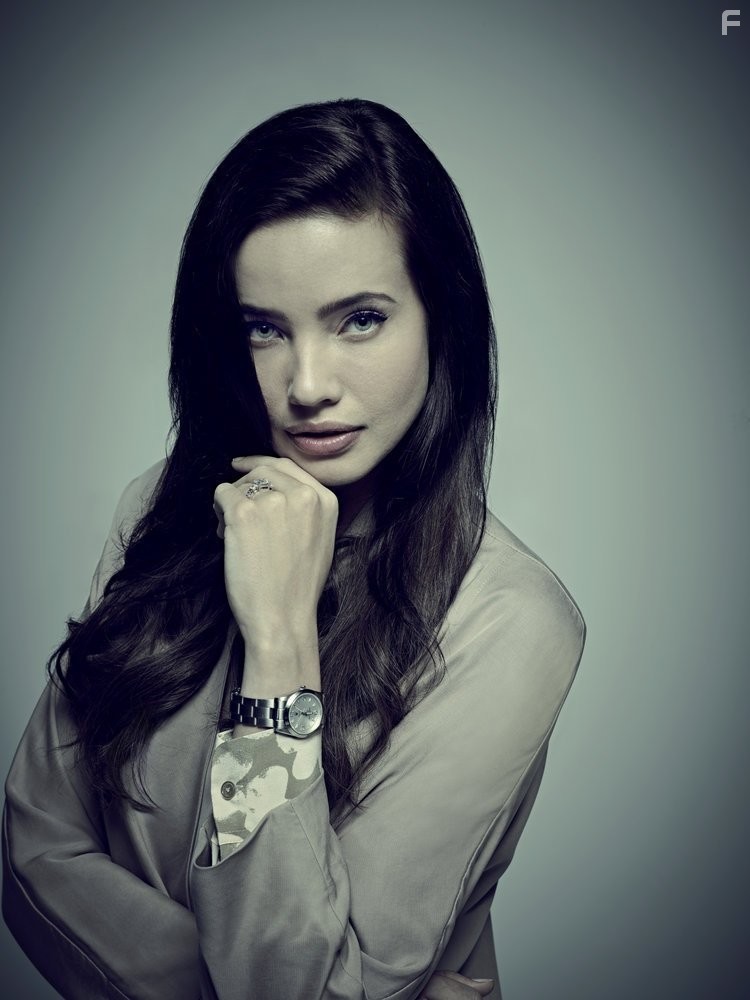 Stephanie Corneliussen in Мистер Робот (2015)