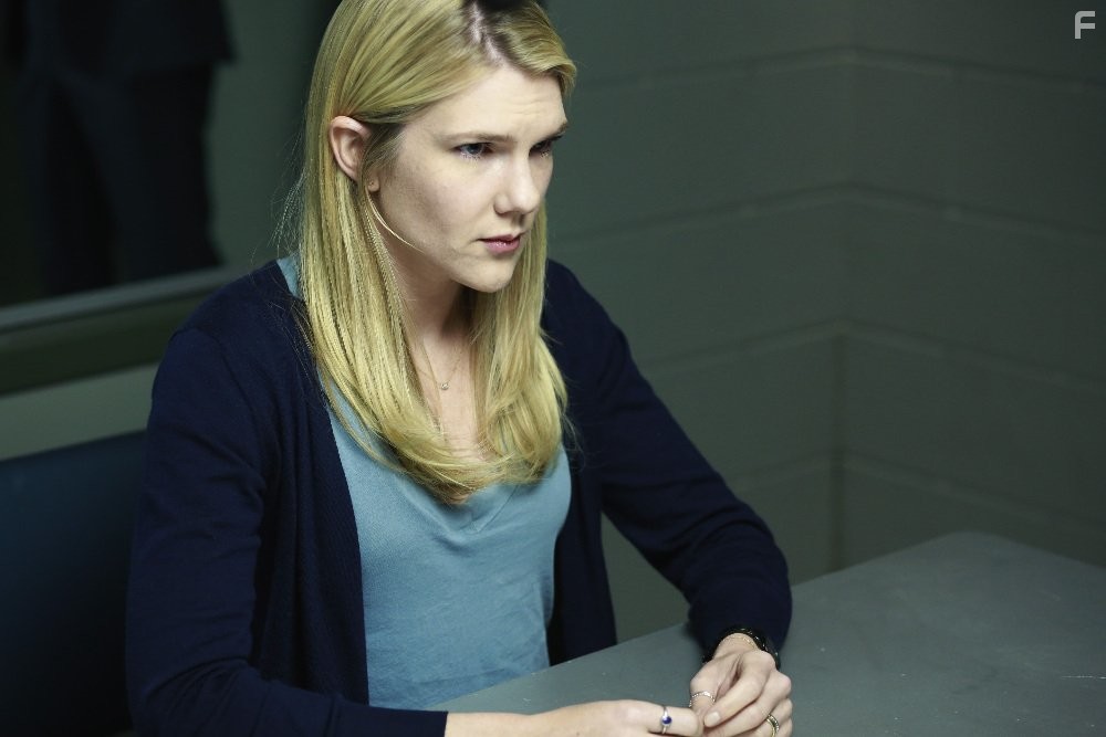 Lily Rabe in Шёпот (2015)