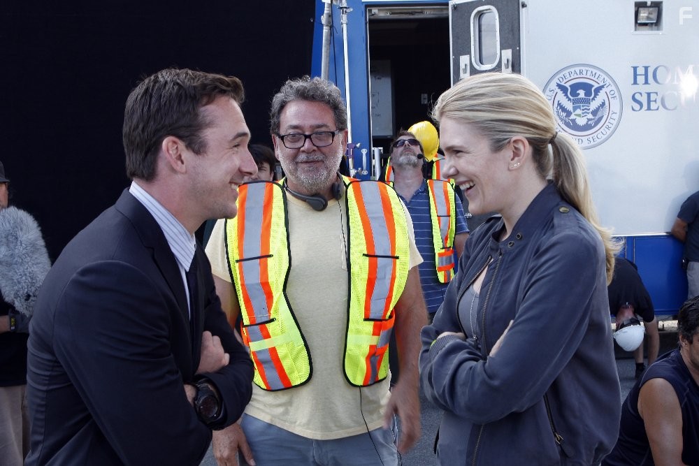 Lily Rabe and Barry Sloane in Шёпот (2015)