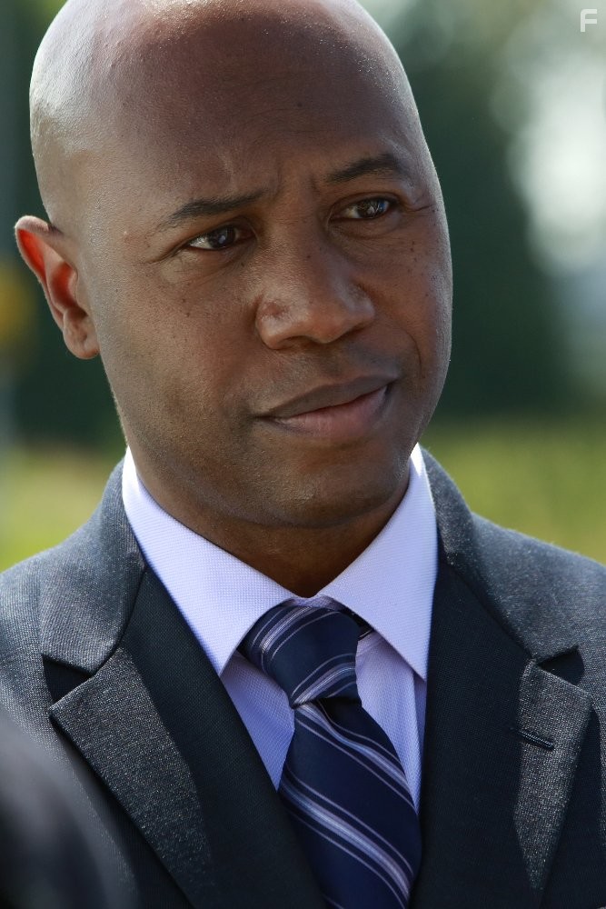 Derek Webster in Шёпот (2015)