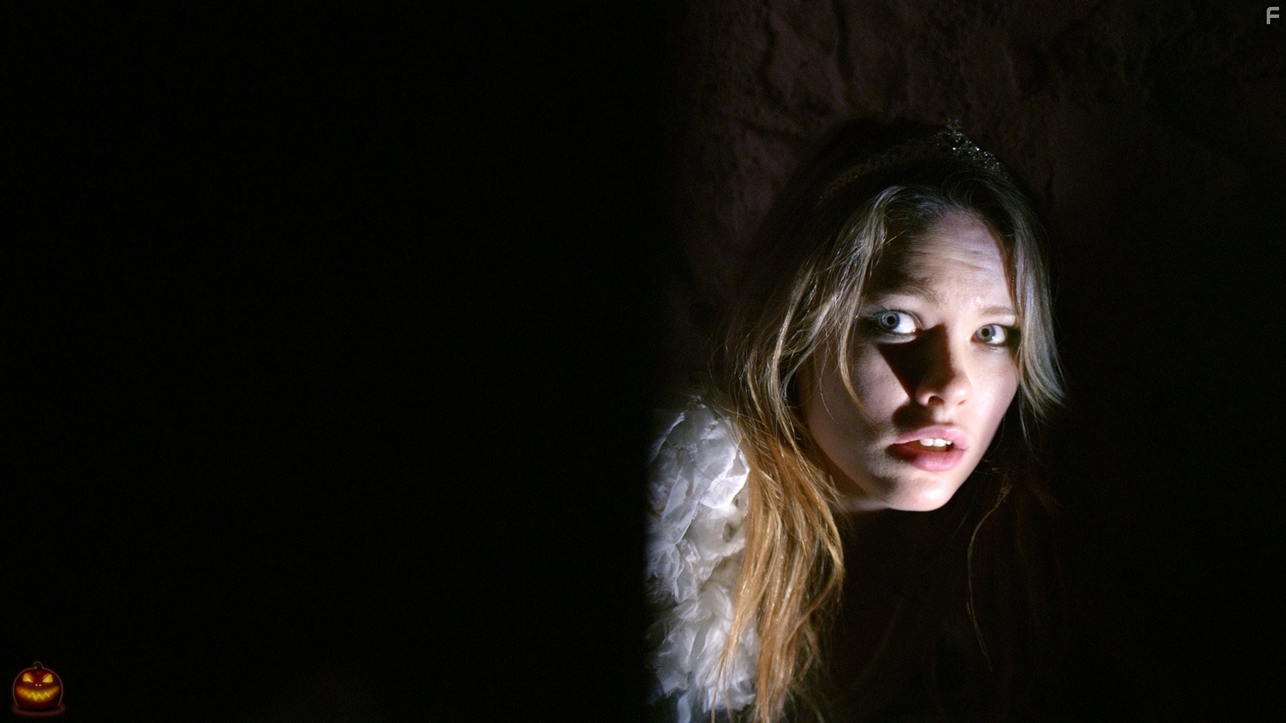 Chloe Rose in Озорники (2015)