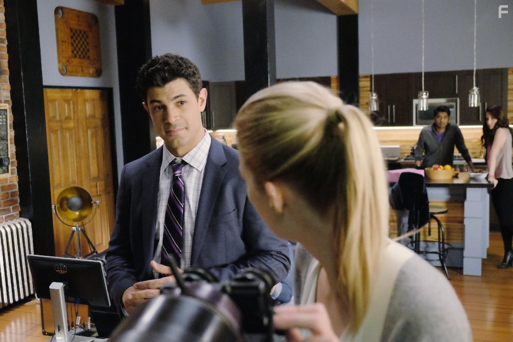 Damon Dayoub in Сшиватели (2015)