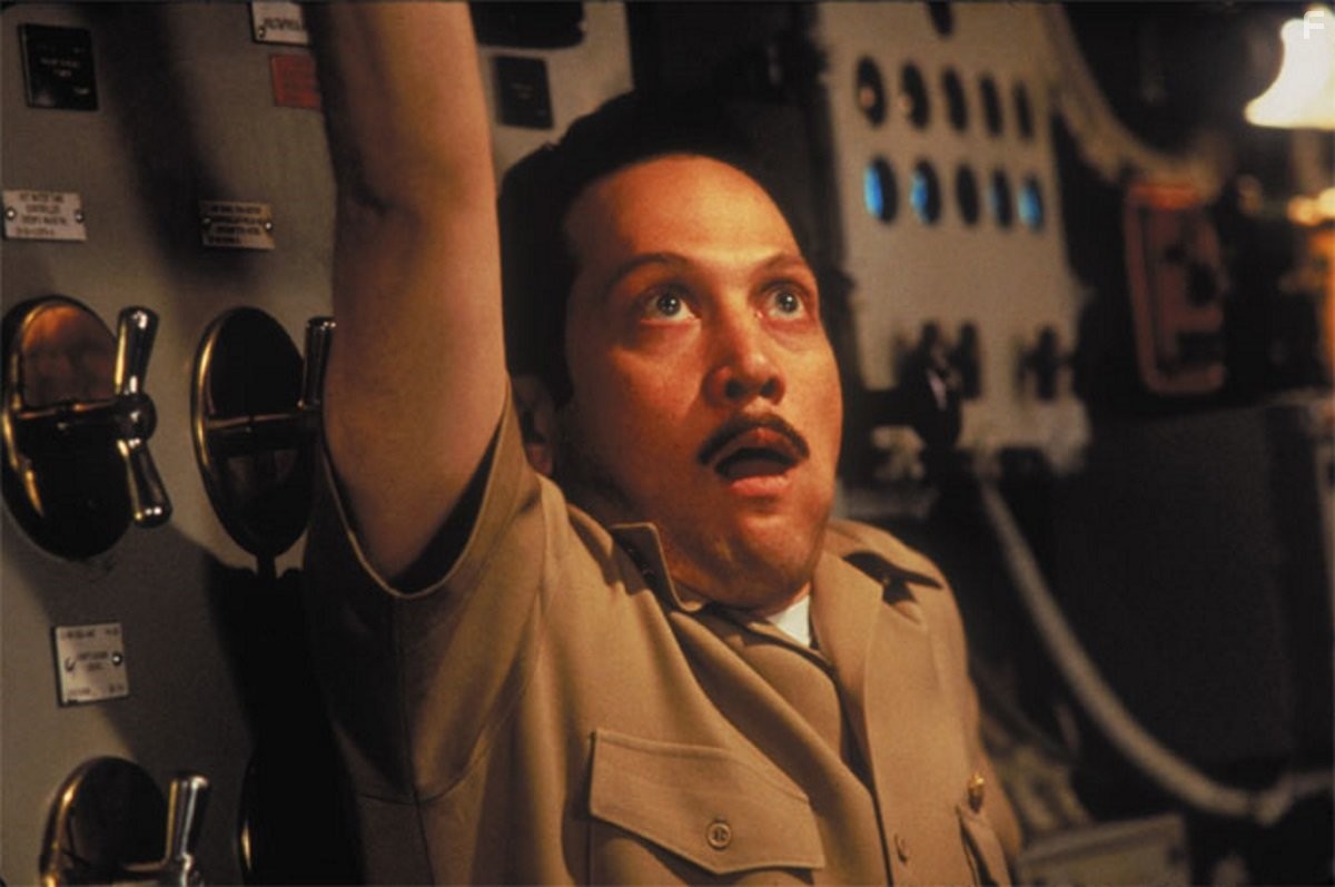 Rob Schneider in Убрать перископ (1996)