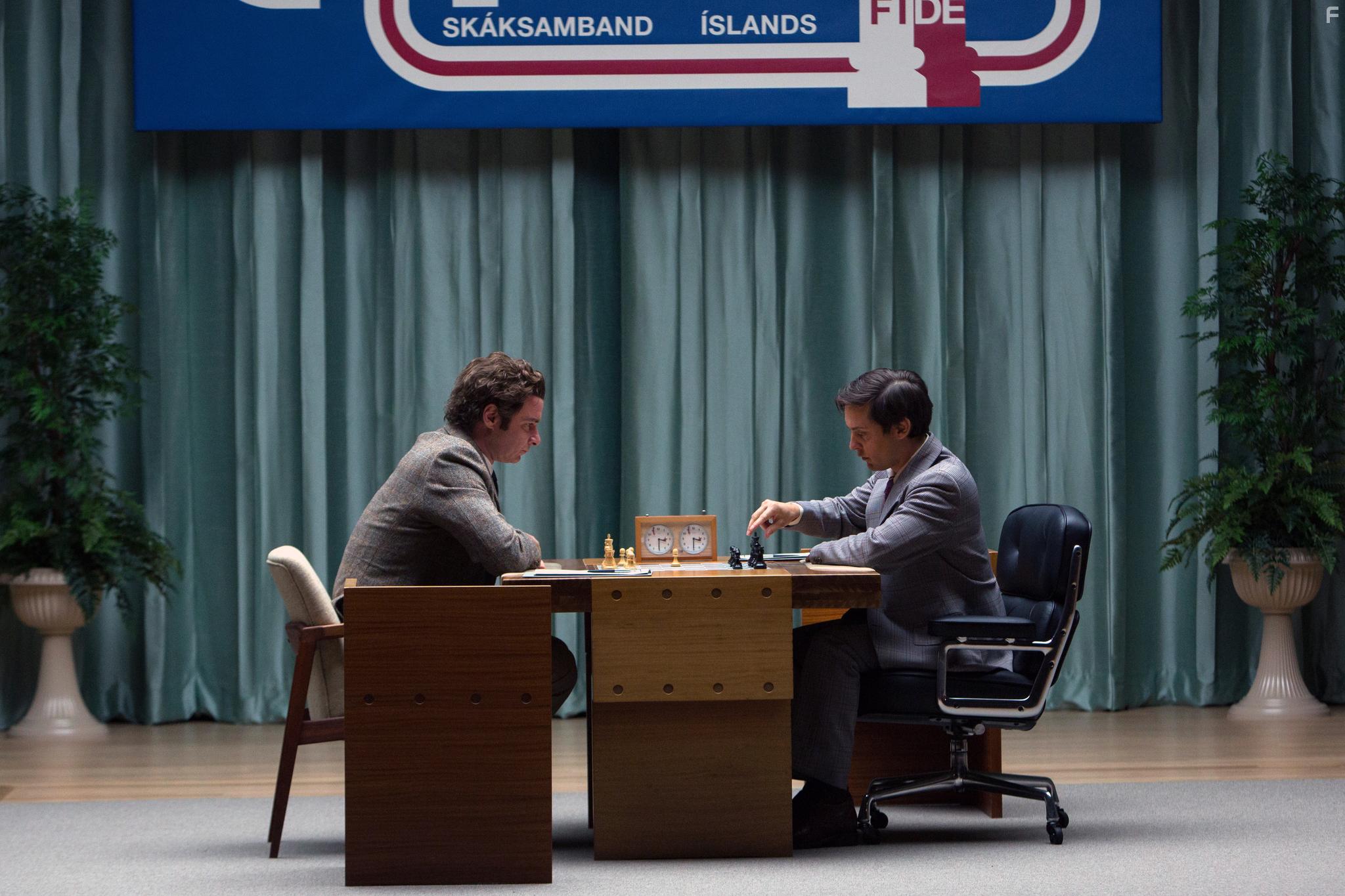 Liev Schreiber and Tobey Maguire in Pawn Sacrifice (2014)