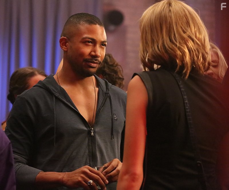 Charles Michael Davis and Riley Voelkel in Древние (2013)