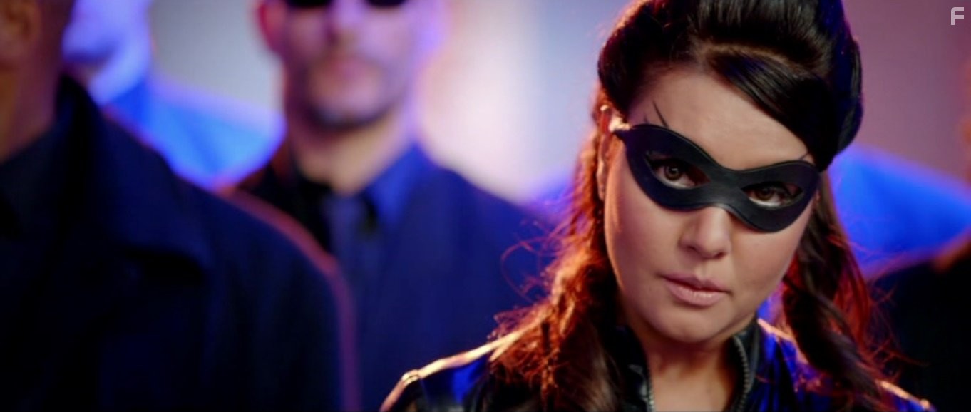 Sucheta Khanna in Yamla Pagla Deewana 2 (2013)