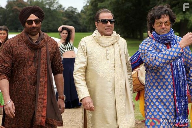 Dharmendra, Bobby Deol, and Sunny Deol in Yamla Pagla Deewana 2 (2013)