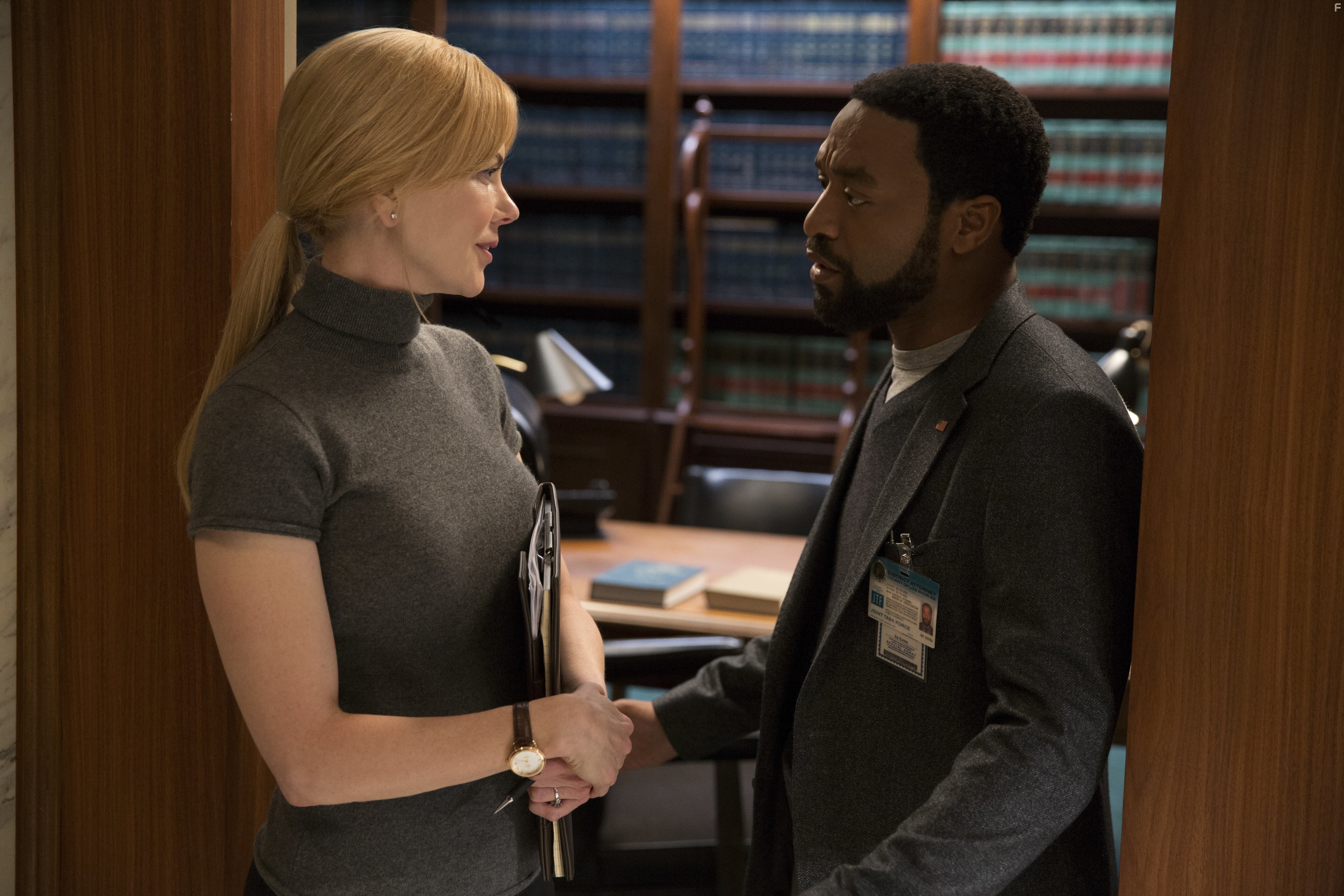 Nicole Kidman and Chiwetel Ejiofor in Тайна в их глазах (2015)