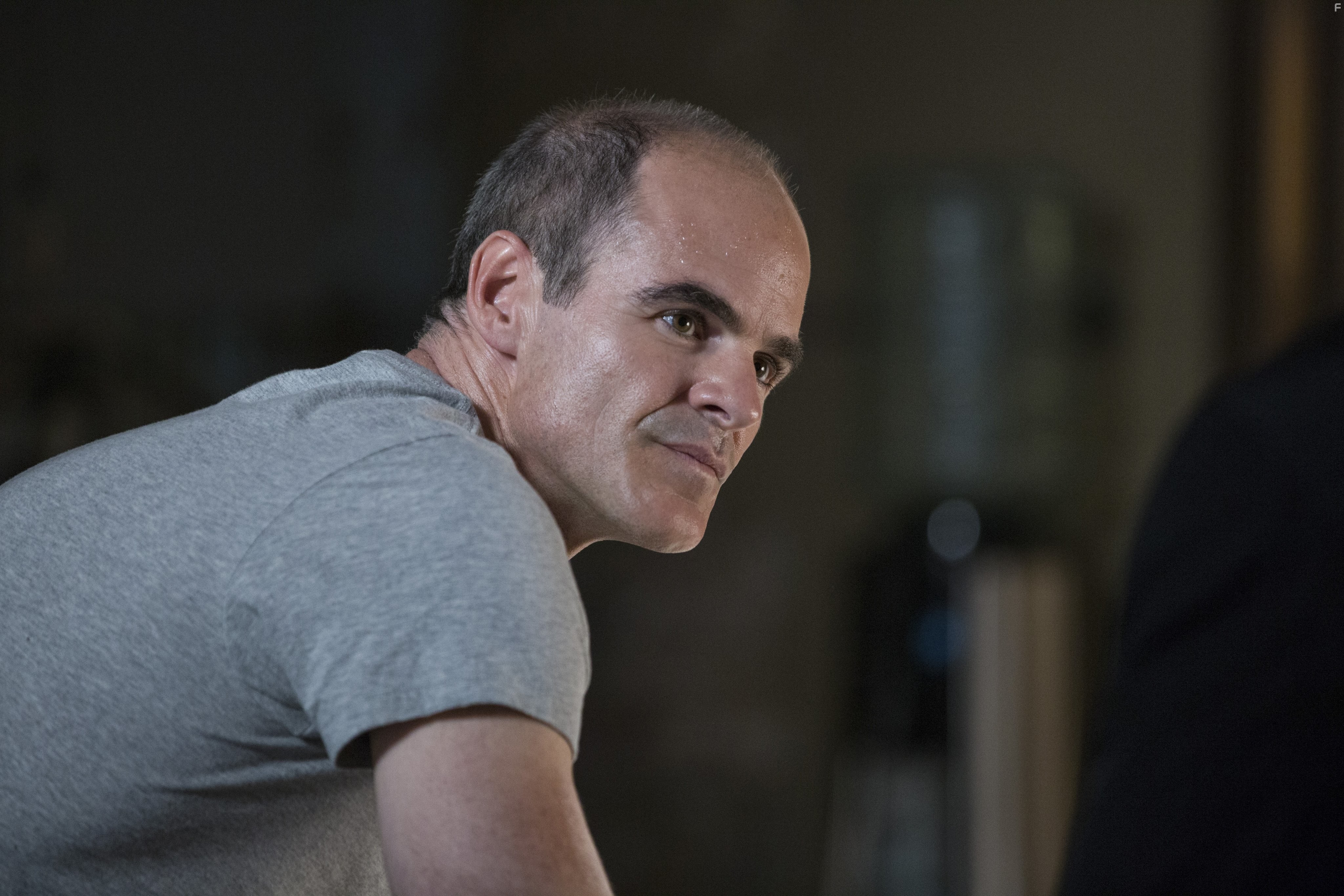 Michael Kelly in Тайна в их глазах (2015)