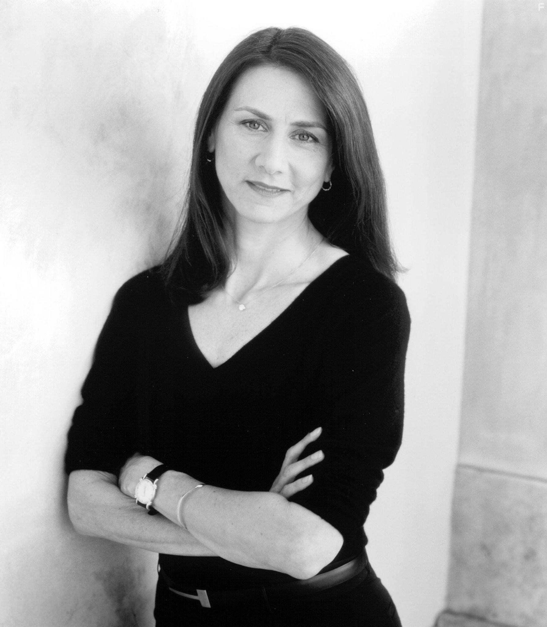 Into the Arms of Strangers: Stories of the Kindertransport (2000)